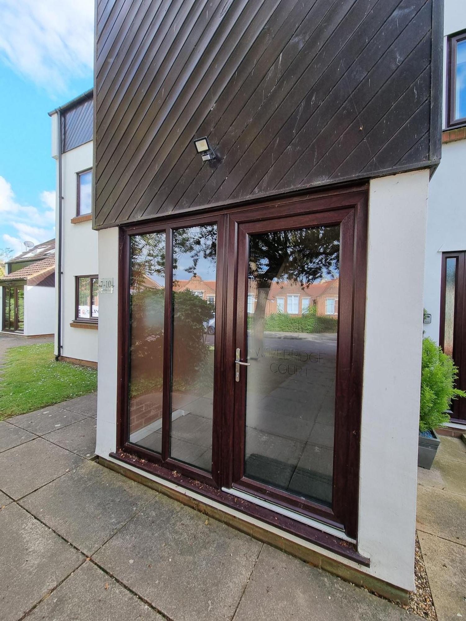 Canal Side Retreat - 2 Bedroom Apartment Heybridge  Kamer foto